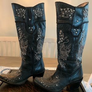 SOLD ‼️Cowboy boots